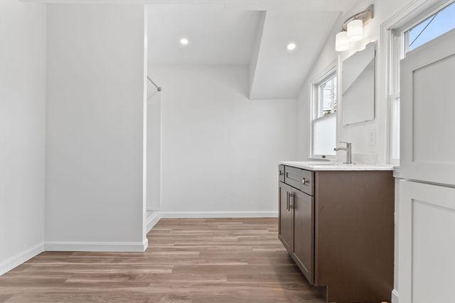 252 Elliott Street 2, Beverly, MA 01915