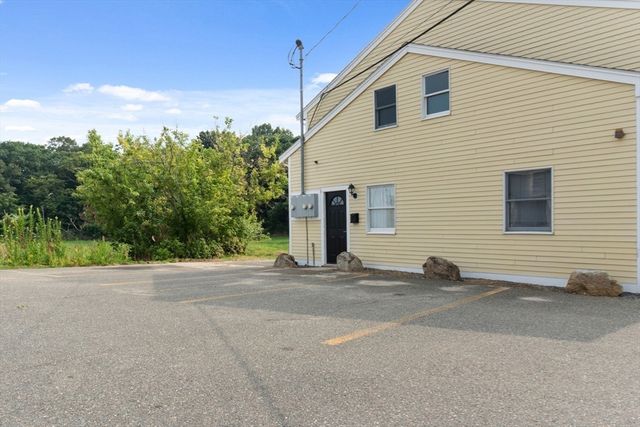 252 Elliott Street 2, Beverly, MA 01915