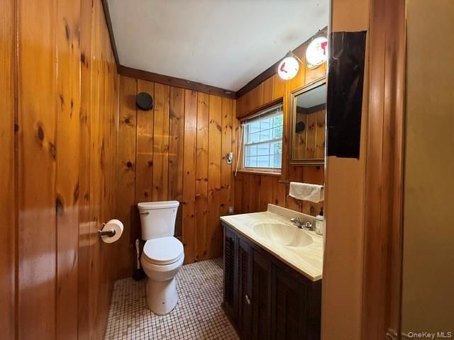 179 W Mohican Trail, Glen Spey, NY 12737