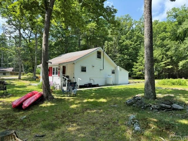 179 W Mohican Trail, Glen Spey, NY 12737