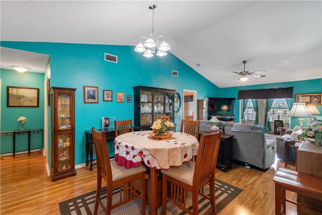 395 Grove Isle Circle 395, Vero Beach, FL 32962