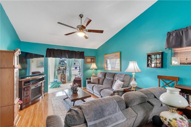 395 Grove Isle Circle 395, Vero Beach, FL 32962