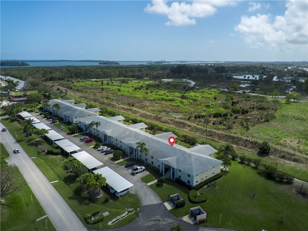 395 Grove Isle Circle 395, Vero Beach, FL 32962