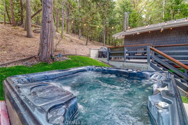 26669 State Highway 189, Twin Peaks, CA 92391