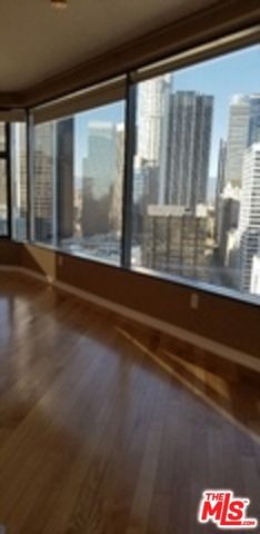 801 S Grand Avenue 2107, Los Angeles, CA 90017