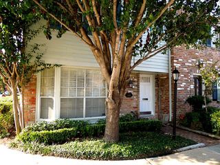 6479 Olympia Drive, Houston, TX 77057