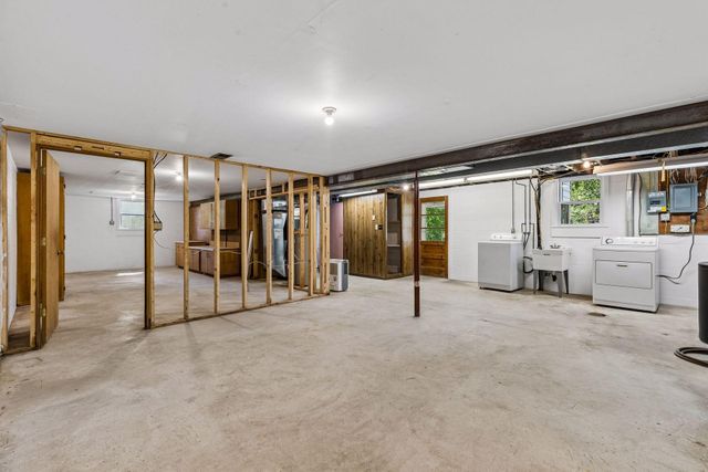 8887 Reitz Lake Road, Waconia, MN 55387