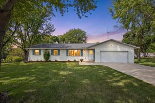 8887 Reitz Lake Road, Waconia, MN 55387