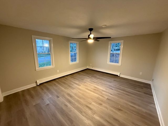 19 Valerie Dr, Plainville, MA 02762