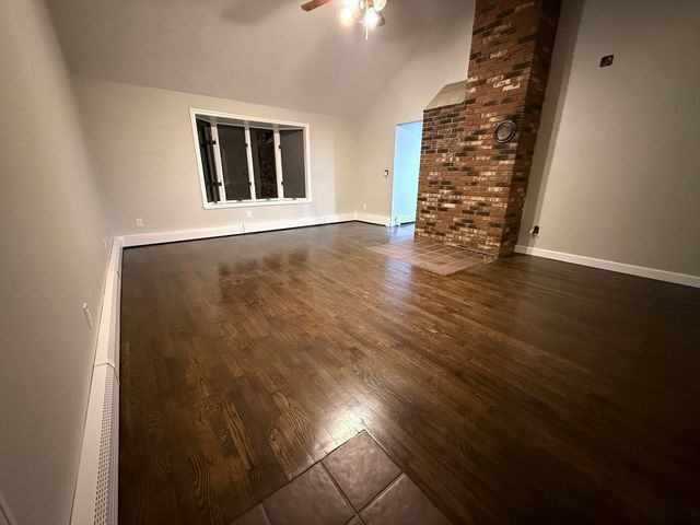 19 Valerie Dr, Plainville, MA 02762