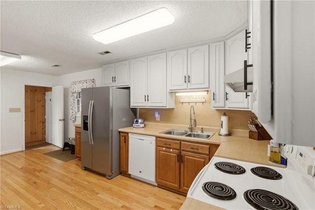 4041 Cresent Avenue, Trinity, NC 27370