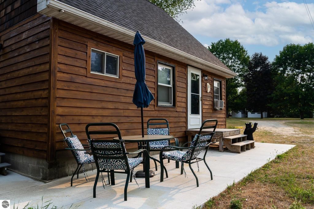 Image 18 of property listing at 1791 Midway Drive, Weidman, MI 48893