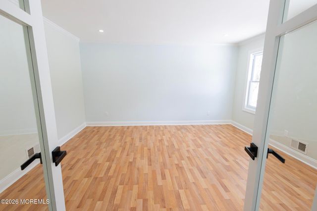 63 Mariners Cove, Freehold, NJ 07728