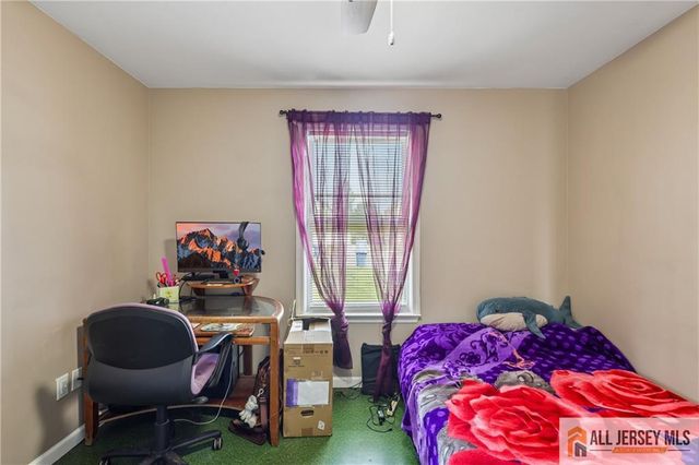 328 Runyon Avenue, Middlesex, NJ 08846