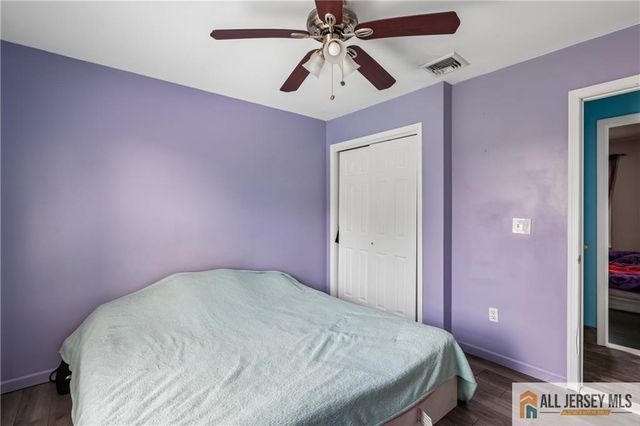 328 Runyon Avenue, Middlesex, NJ 08846