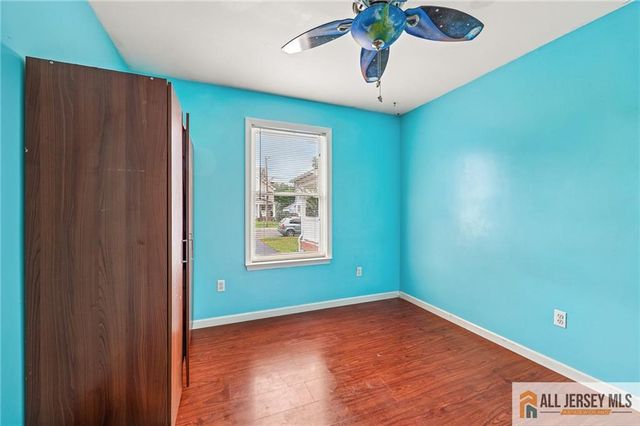 328 Runyon Avenue, Middlesex, NJ 08846