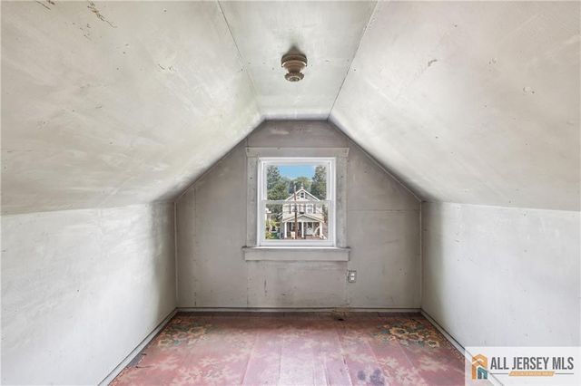 328 Runyon Avenue, Middlesex, NJ 08846