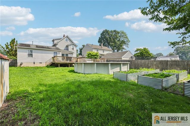 328 Runyon Avenue, Middlesex, NJ 08846