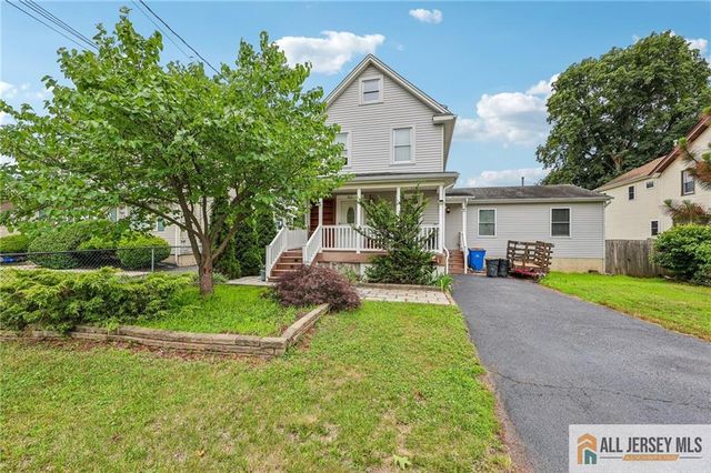 328 Runyon Avenue, Middlesex, NJ 08846