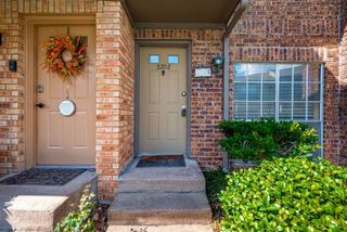 11201 Lynbrook Drive 3202, Houston, TX 77042