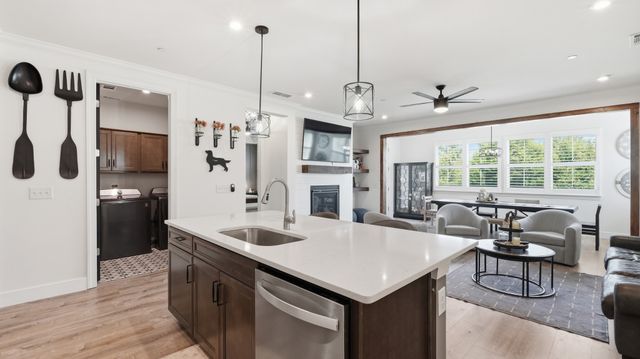 5064 Ozment Dr, Nolensville, TN 37135