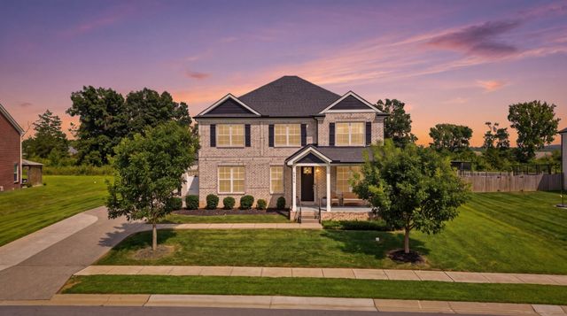 5064 Ozment Dr, Nolensville, TN 37135