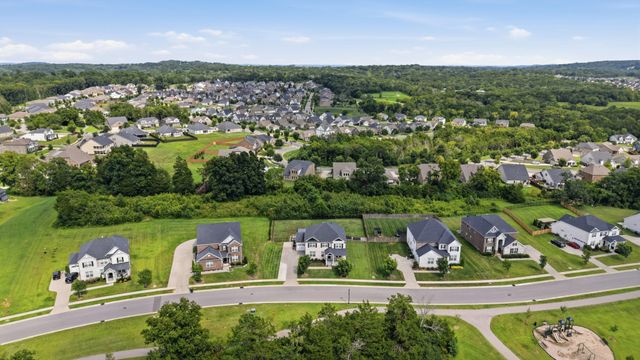 5064 Ozment Dr, Nolensville, TN 37135