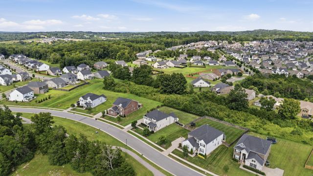 5064 Ozment Dr, Nolensville, TN 37135