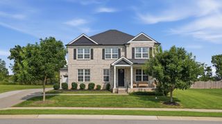 5064 Ozment Dr, Nolensville, TN 37135