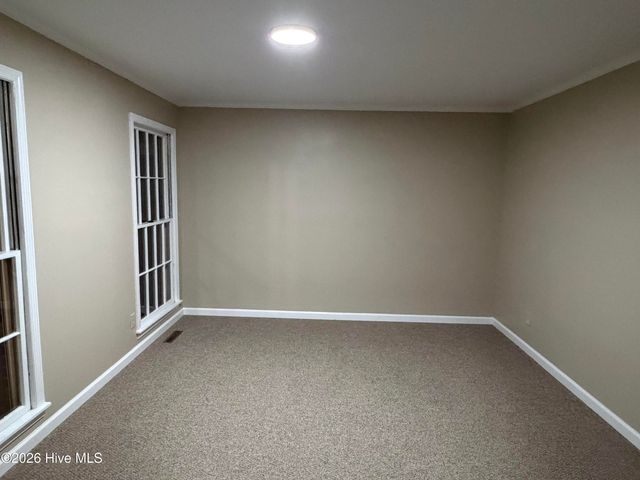 2912 Hodges Road, Kinston, NC 28504