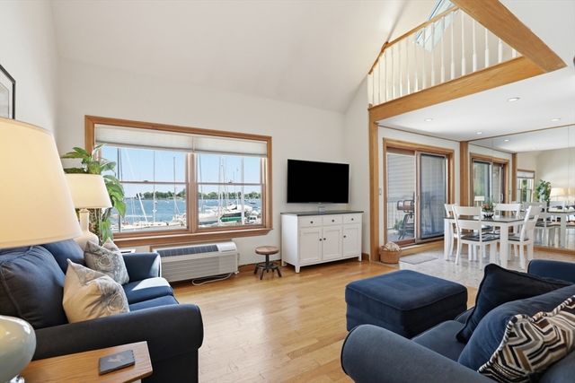 117 Water Street 24, Beverly, MA 01915