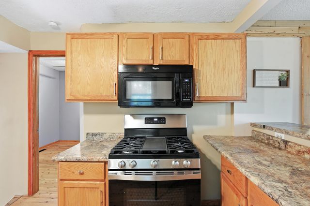 5311 Knox Avenue N, Brooklyn Center, MN 55430