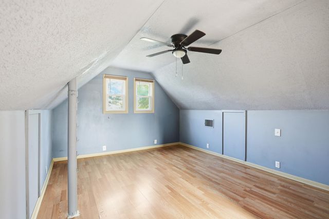5311 Knox Avenue N, Brooklyn Center, MN 55430