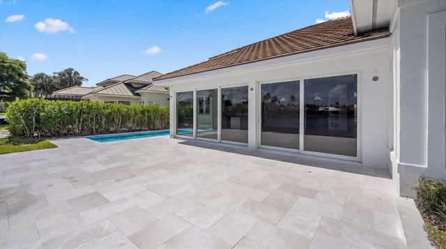 204 Birkdale Lane, Jupiter, FL 33458