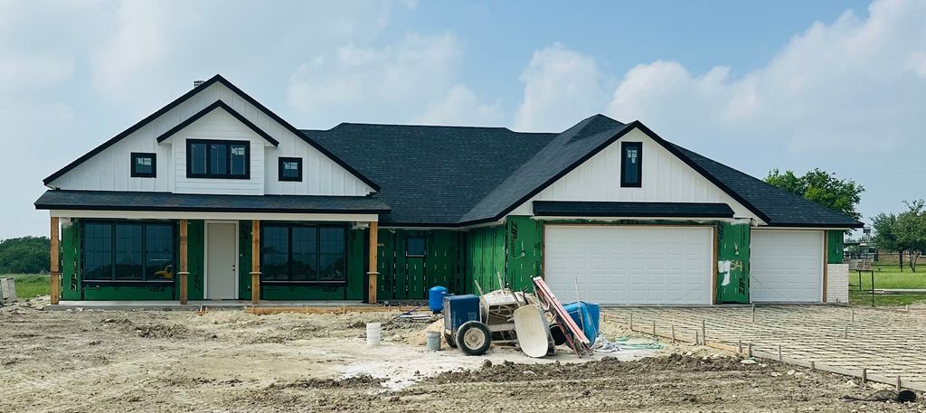 1054 Dove Hill Branch, Weatherford, TX 76088
