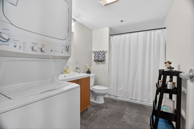 60 Dudley St 221, Chelsea, MA 02150