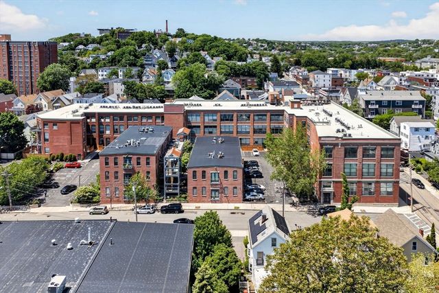 60 Dudley St 221, Chelsea, MA 02150