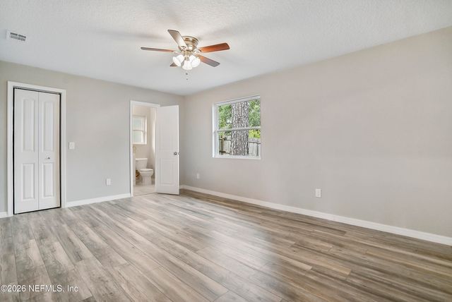 7804 JOLLIET Drive, Jacksonville, FL 32217