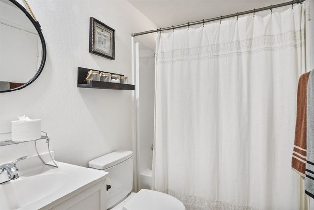 1920 E Agua View Road, Mohave Valley, AZ 86440