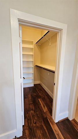 1304 W Dallas, Houston, TX 77019