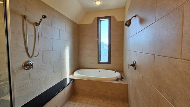 1304 W Dallas, Houston, TX 77019