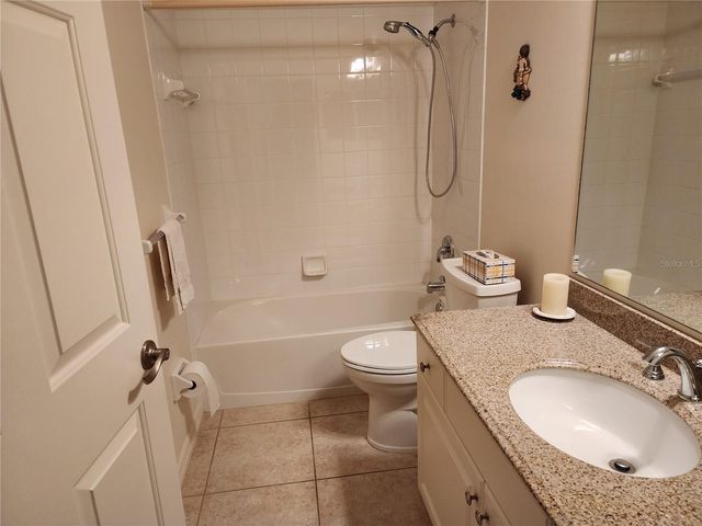 1542 RED OAK LANE, Port Charlotte, FL 33948