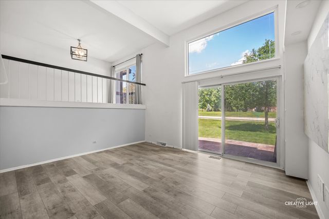 772 Circle Drive, Roselle, IL 60172