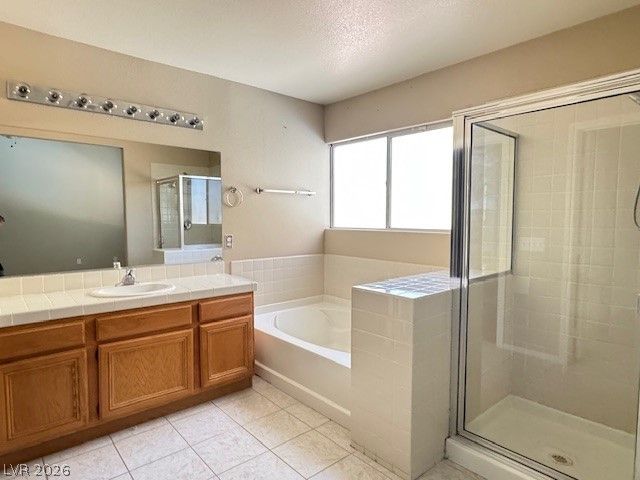 118 Crescent Bay Street, Henderson, NV 89012