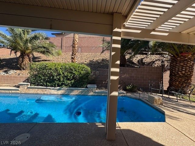 118 Crescent Bay Street, Henderson, NV 89012