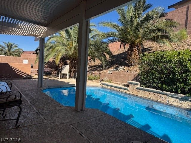 118 Crescent Bay Street, Henderson, NV 89012