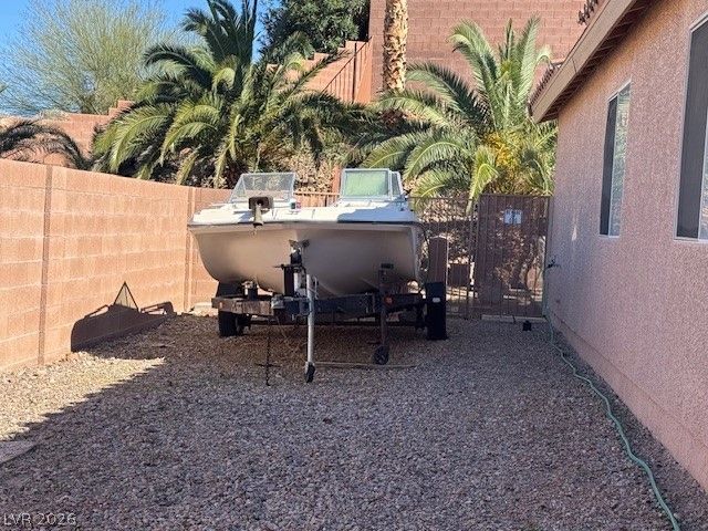 118 Crescent Bay Street, Henderson, NV 89012