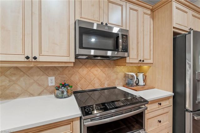 6303 Stone Gables Court, Jamestown, NC 27282