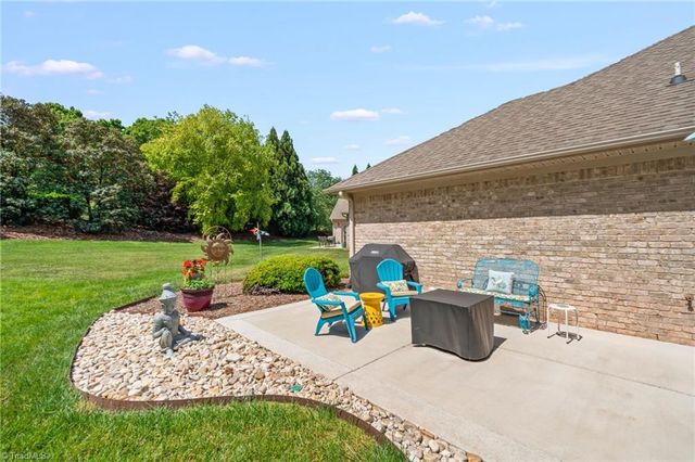 6303 Stone Gables Court, Jamestown, NC 27282