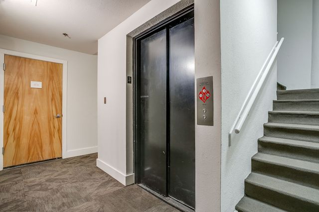 910 Houston Street 301, Fort Worth, TX 76102